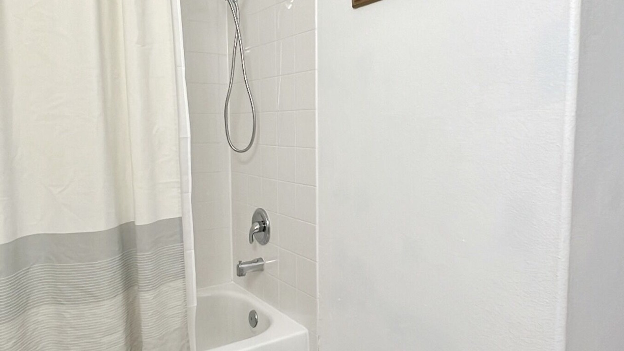 Photo of Bathroom in University Area