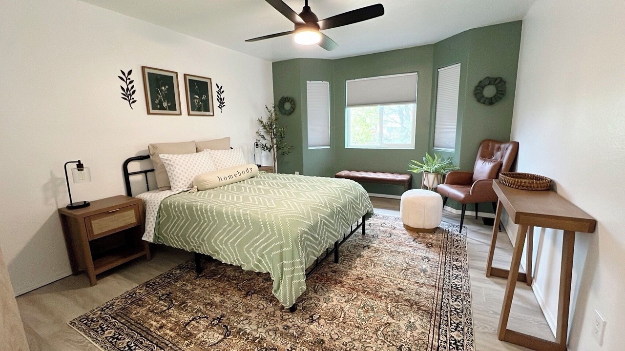 Photo of Bedroom in University Area