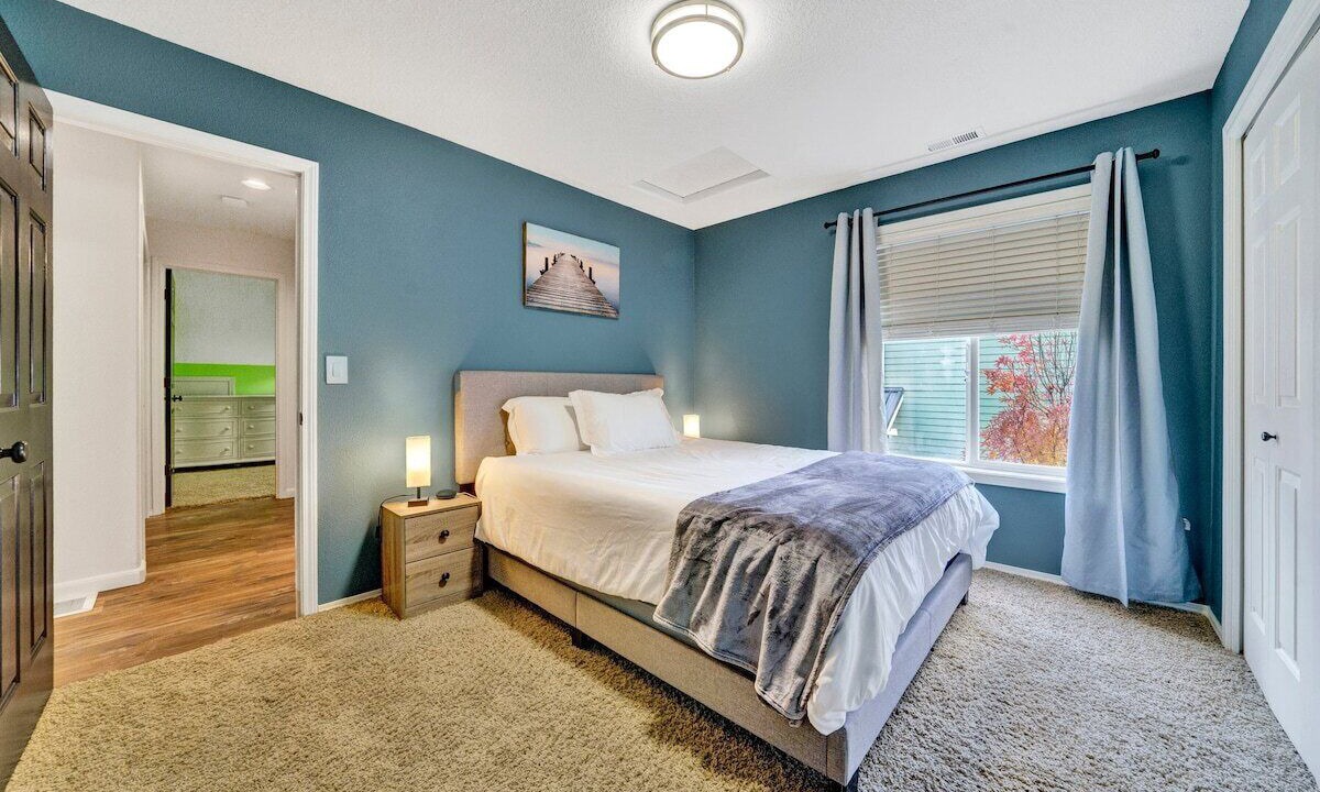 Photo of Bedroom in Bull Mountain