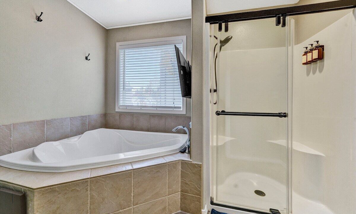 Photo of Bathroom in Bull Mountain