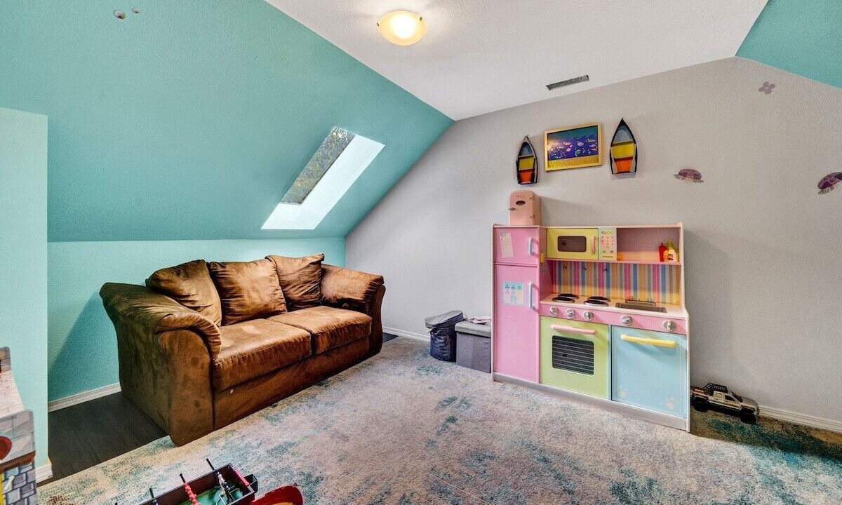 Photo of Others in Bull Mountain