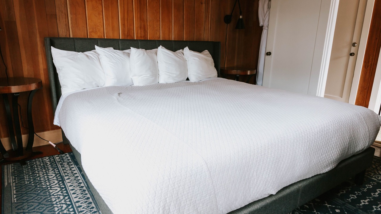 Photo of Bedroom in Arch Cape