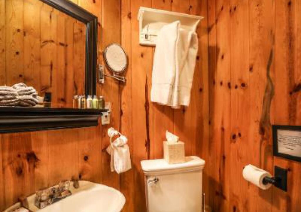 Photo of Bathroom in Arch Cape