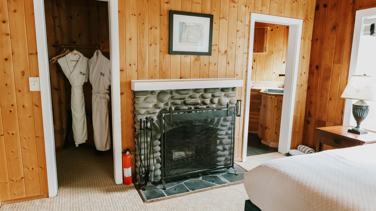 Photo of Bedroom in Arch Cape