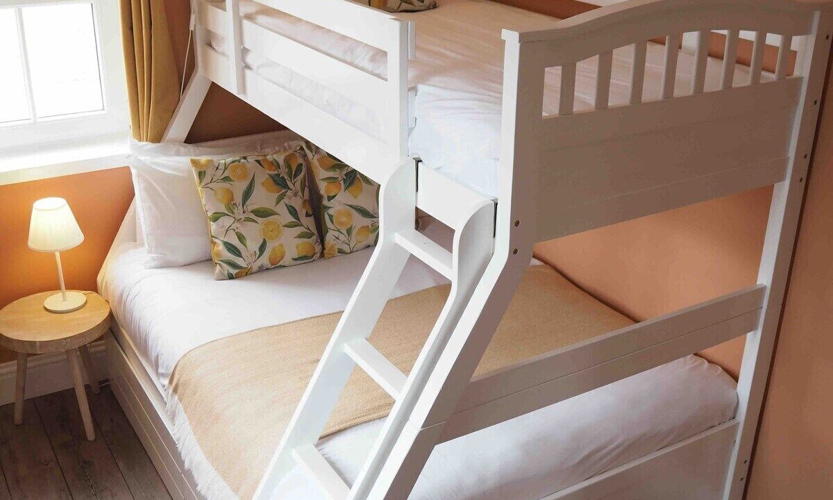 Photo of Others in Breakish