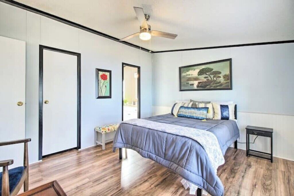 Photo of Bedroom in Midway