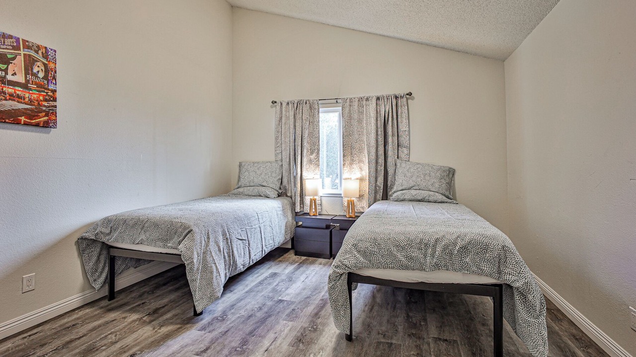 Photo of Bedroom in Chinatown