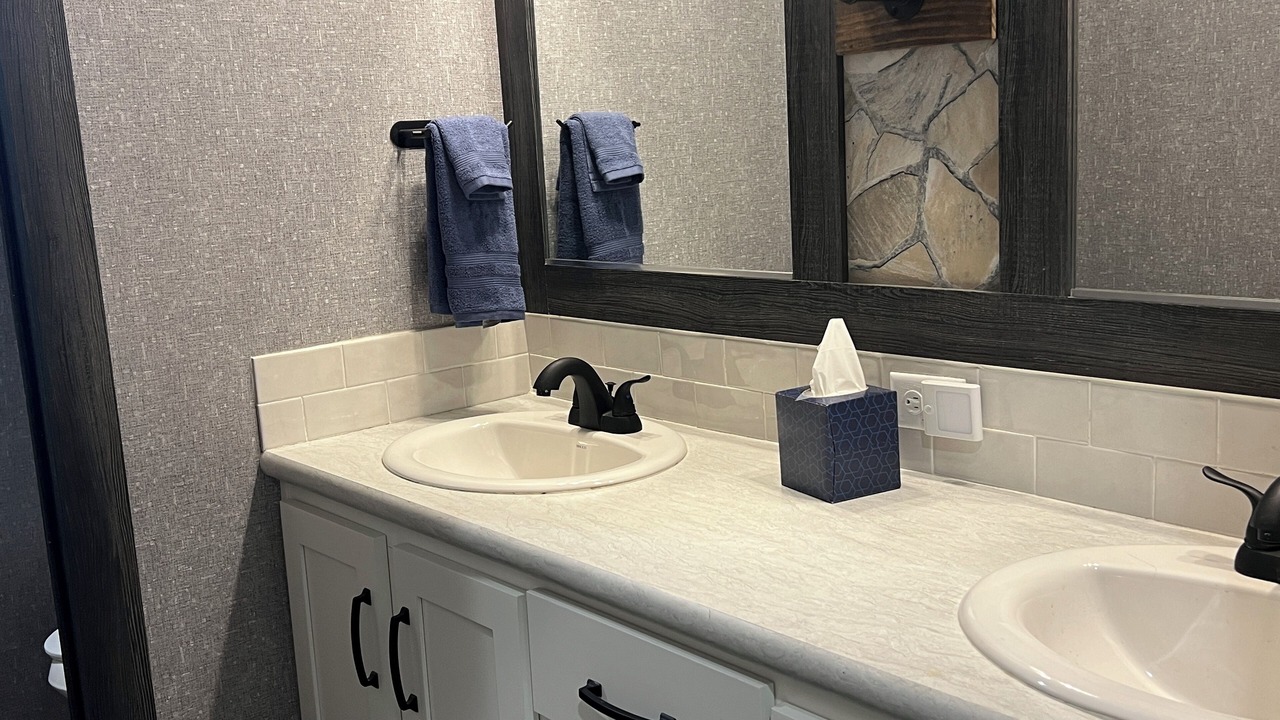 Photo of Bathroom in Strawn