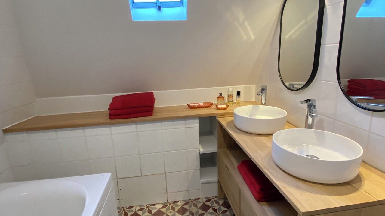 Photo of Bathroom in Malbo