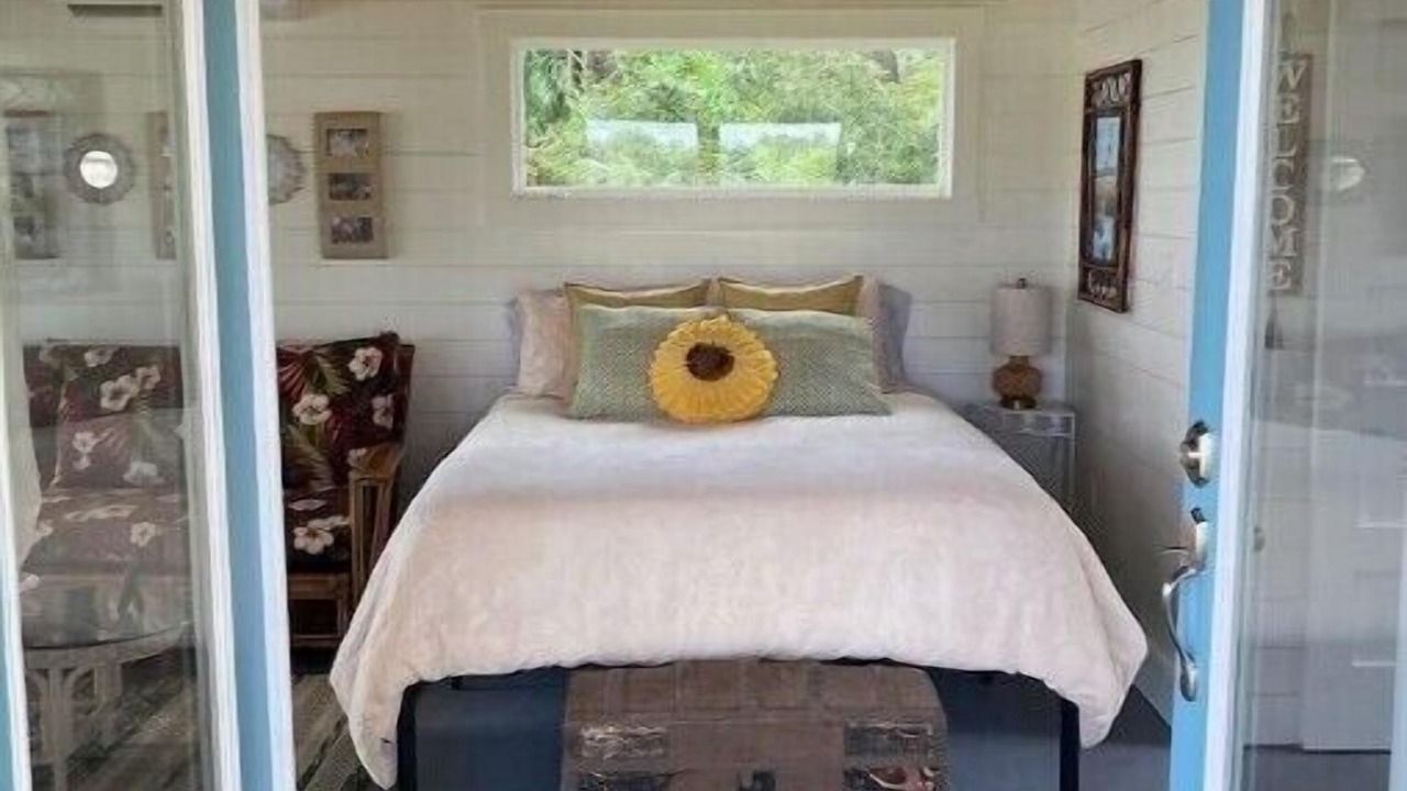 Photo of Bedroom in Midway