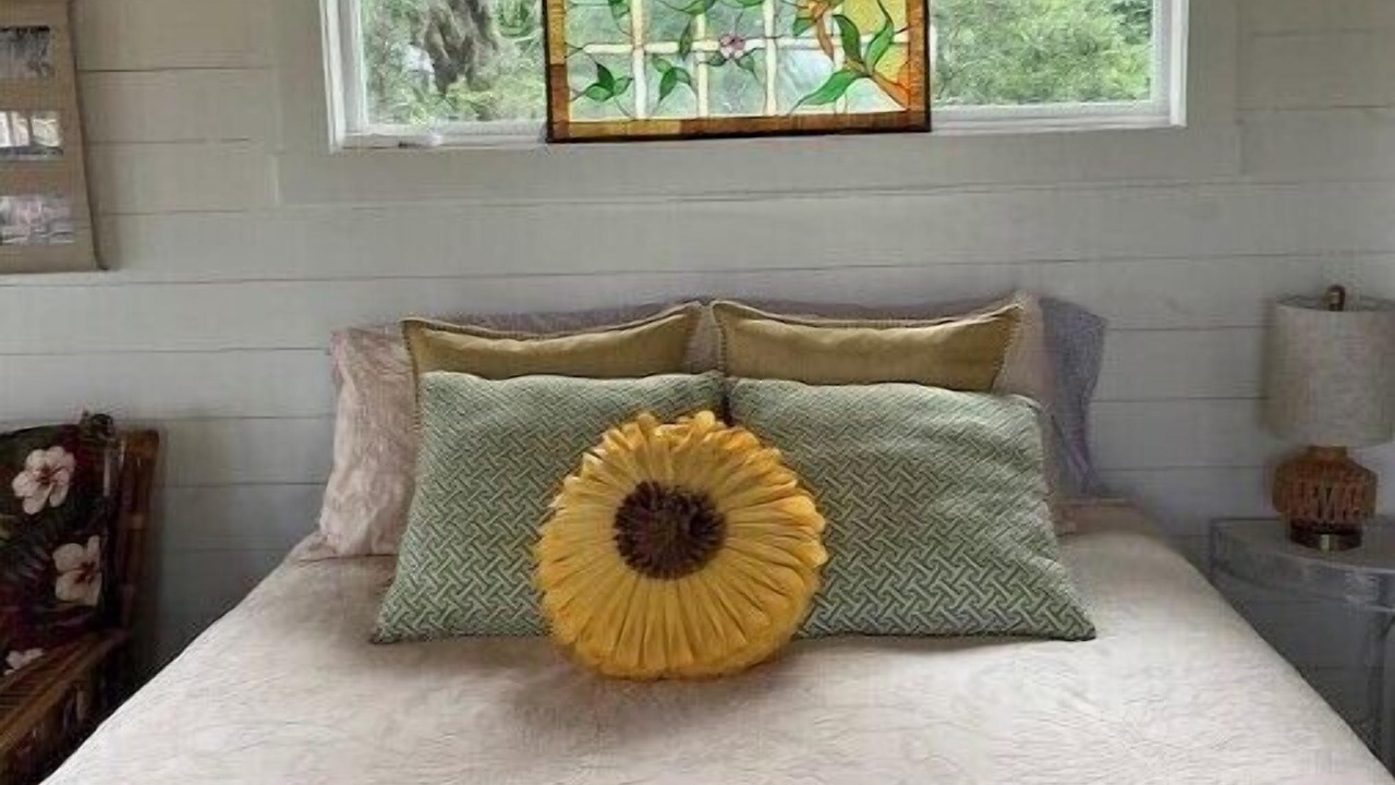 Photo of Bedroom in Midway