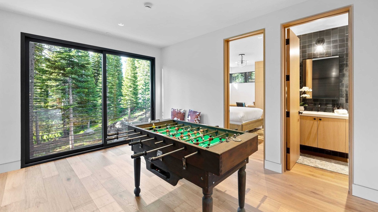 Photo of Livingroom in Olympic Valley