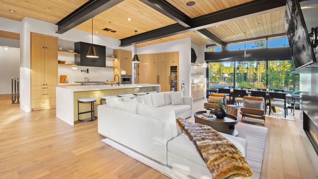 Photo of Livingroom in Olympic Valley