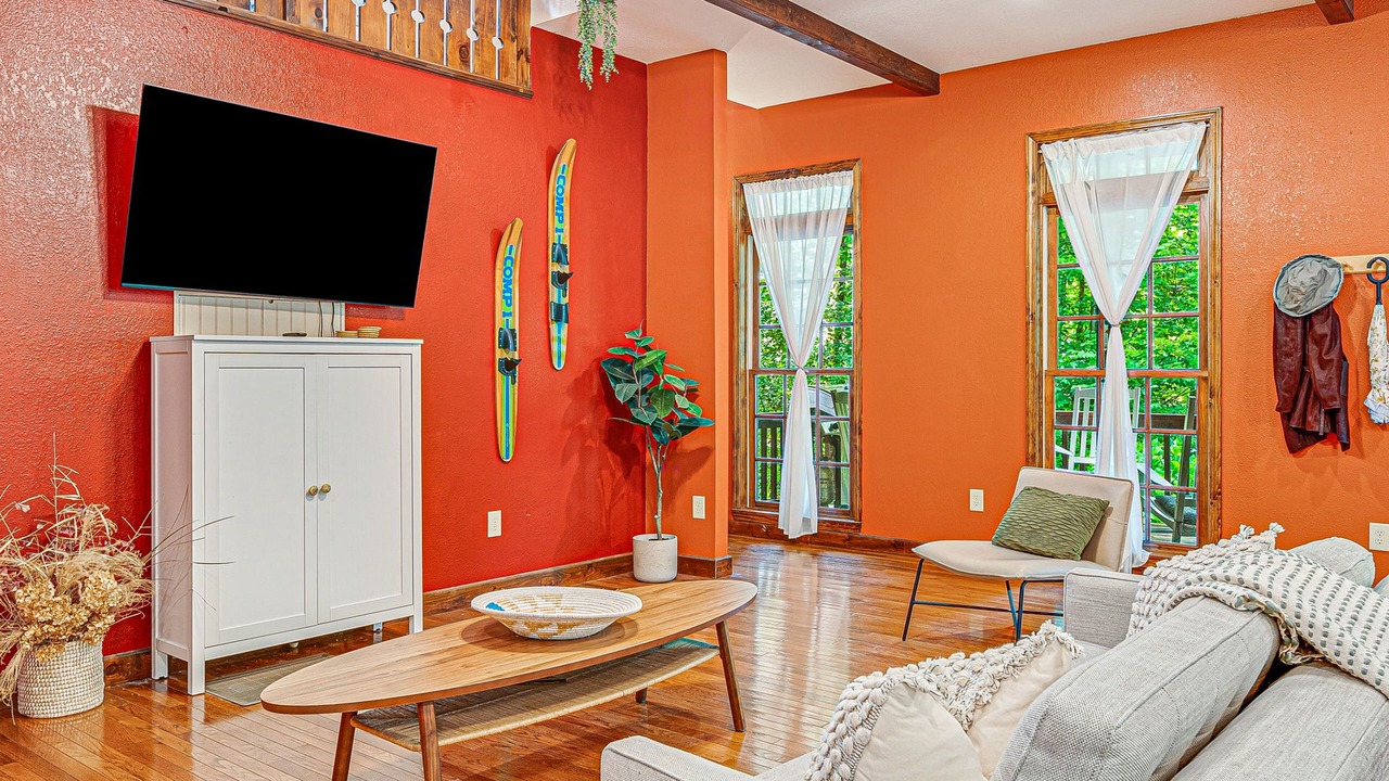 Photo of Livingroom in Almond