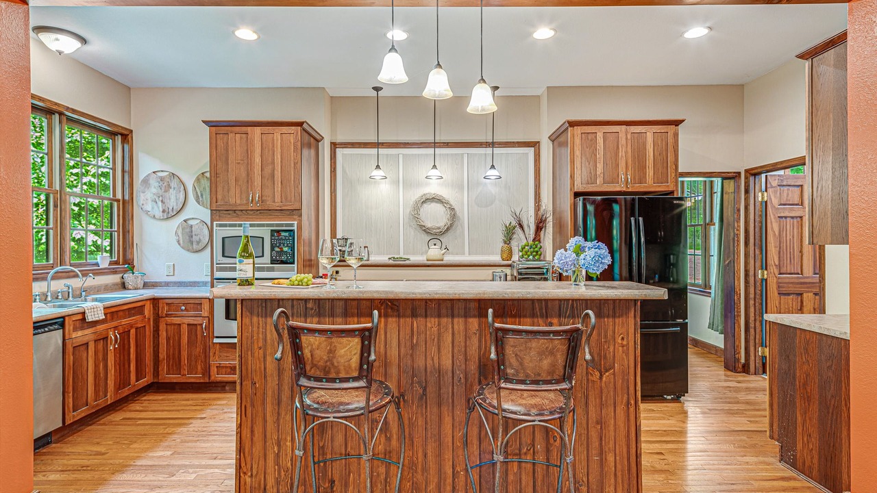 Photo of Kitchen in Almond