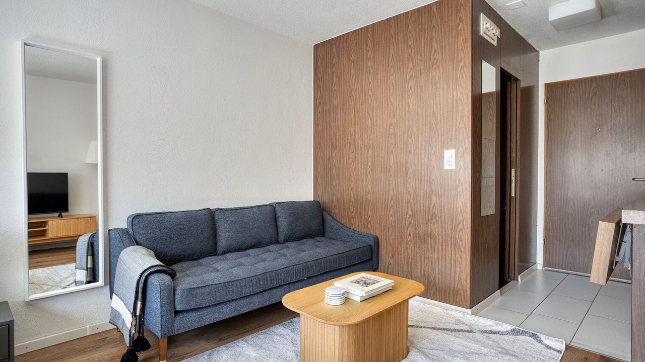 Photo of Livingroom in District 6