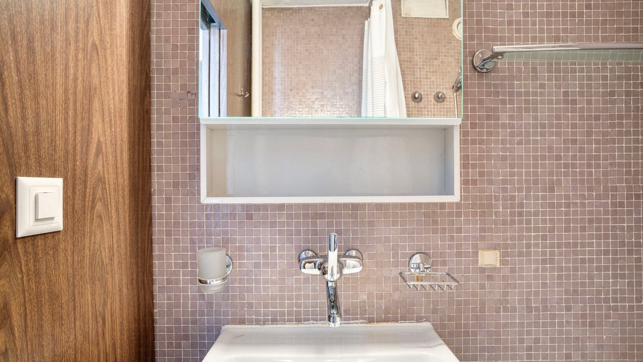 Photo of Bathroom in District 6