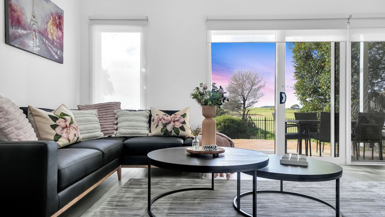 Photo of Livingroom in Sanctuary Lakes