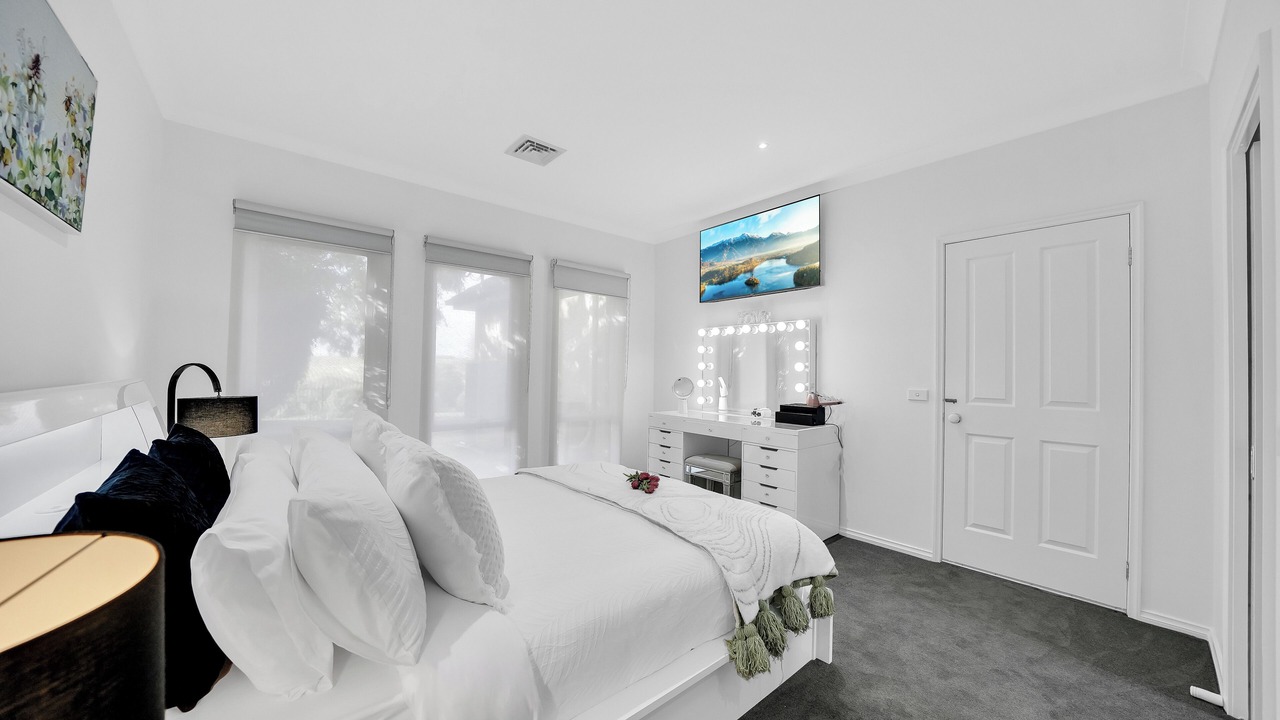 Photo of Bedroom in Sanctuary Lakes