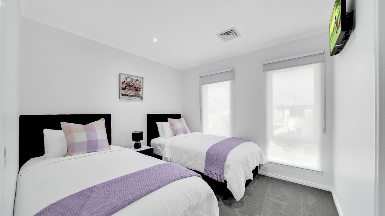 Photo of Bedroom in Sanctuary Lakes