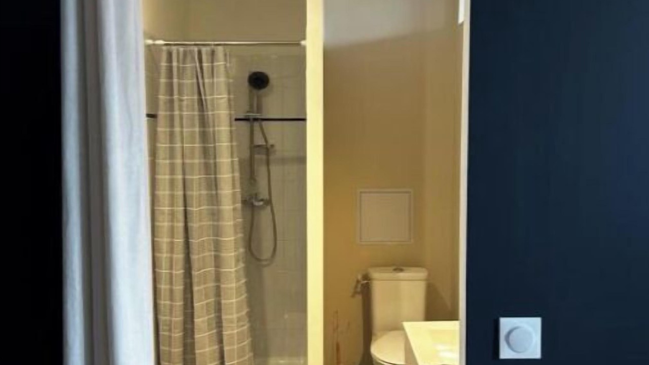 Photo of Bathroom in Centre Ville