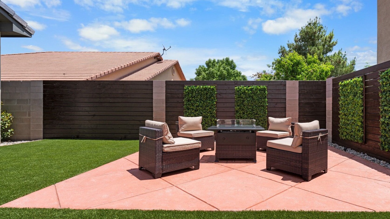 Photo of Outdoor in Taylor Ranch