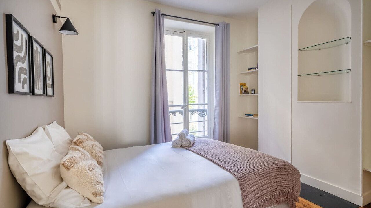 Photo of Bedroom in Faubourg-du-Roule