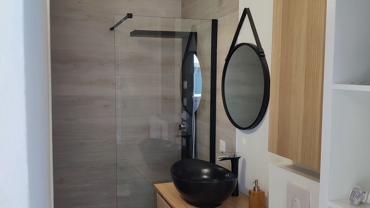 Photo of Bathroom in Cabries