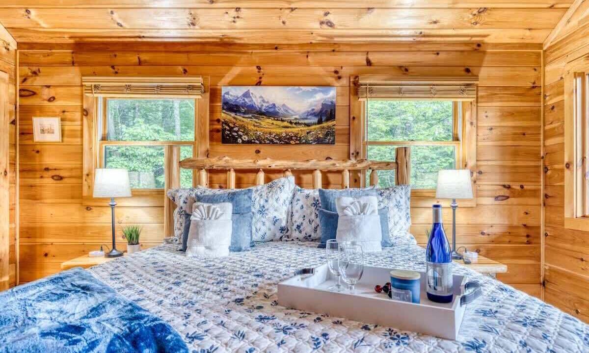 Photo of Others in Aska