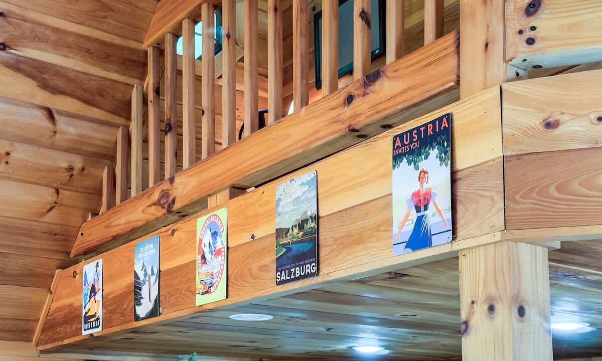 Photo of Others in Aska