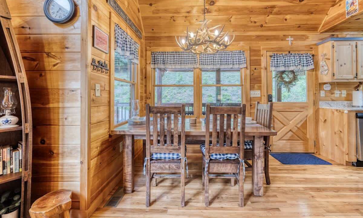 Photo of Others in Aska