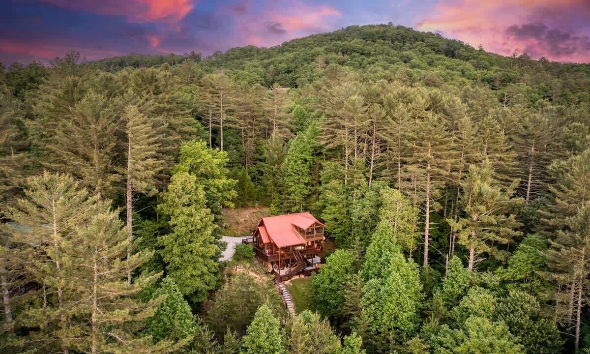 Photo of Others in Aska