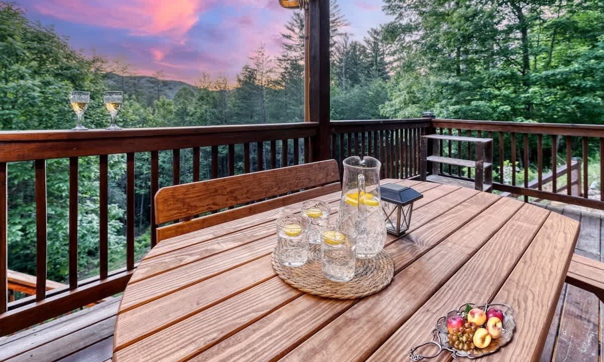 Photo of Others in Aska