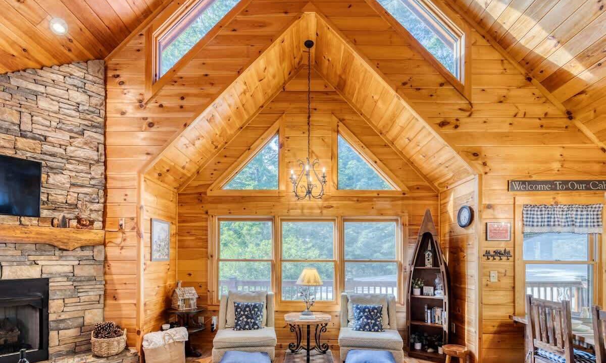 Photo of Others in Aska