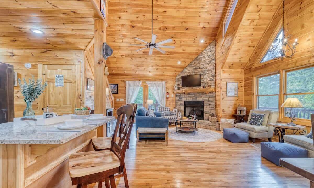 Photo of Others in Aska