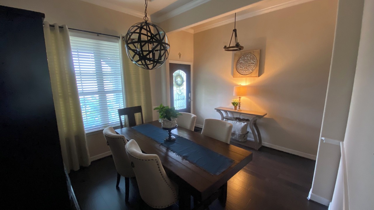 Photo of Bedroom in League City