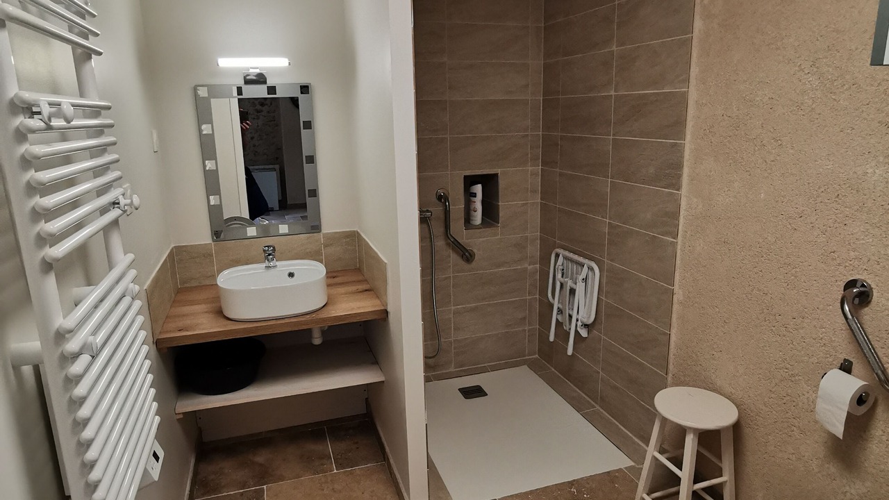 Photo of Bathroom in Campsegret