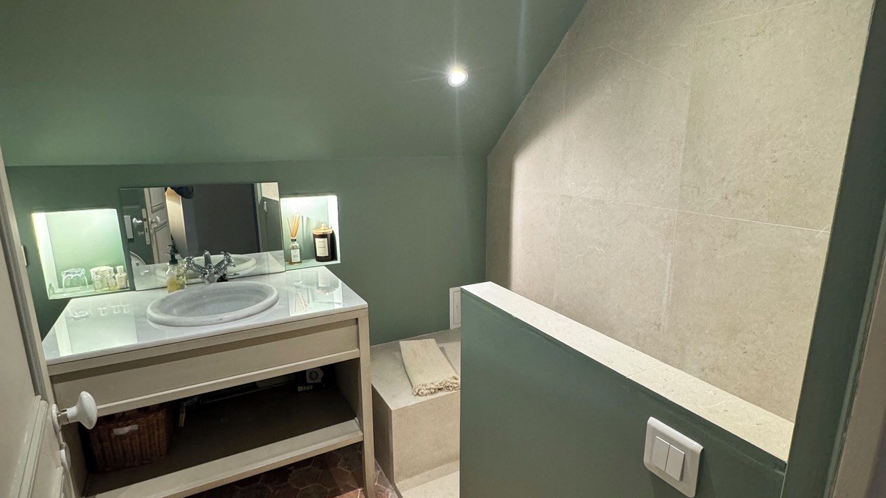 Photo of Bathroom in Vouzon