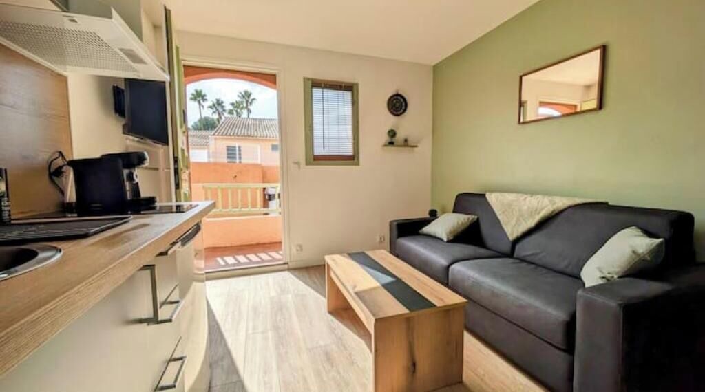 Photo of Livingroom in Valescure