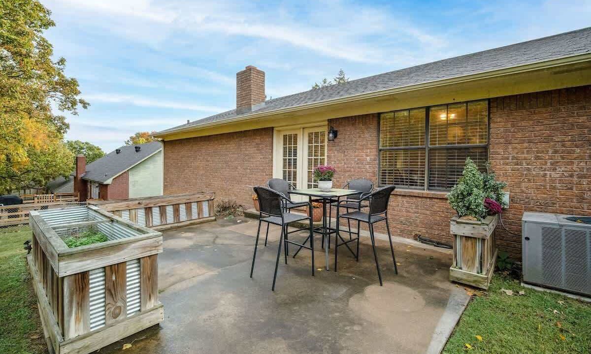 Photo of Outdoor in Van Buren