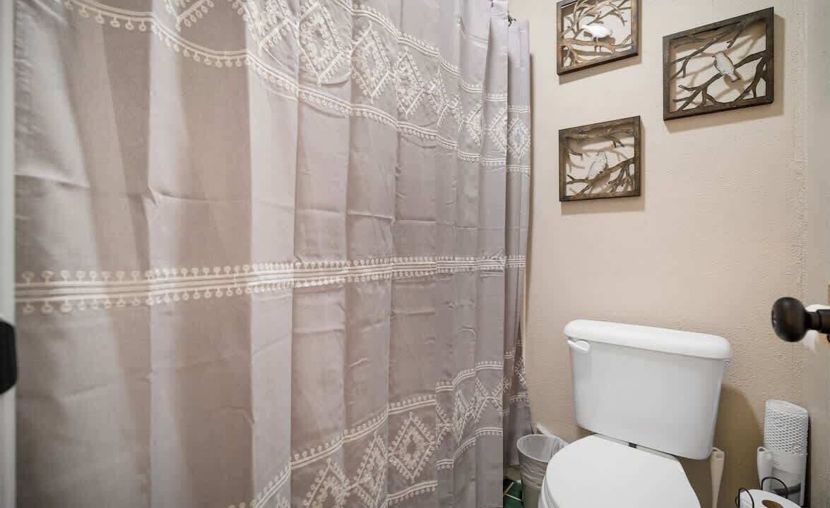Photo of Bathroom in Van Buren