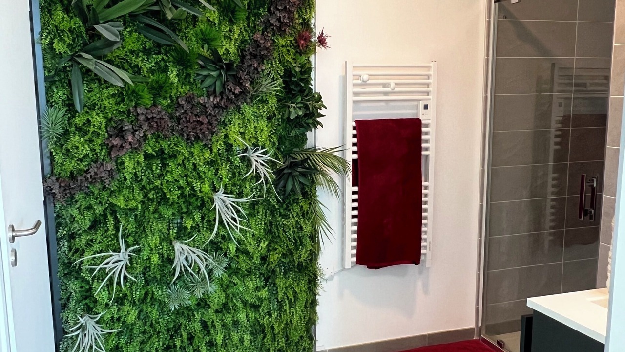 Photo of Bathroom in Aiguerelles