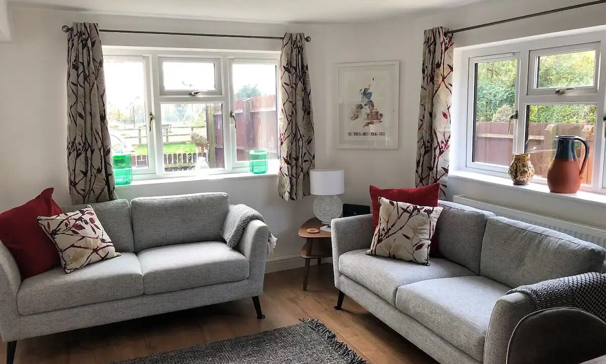 Photo of Livingroom in Black Bourton