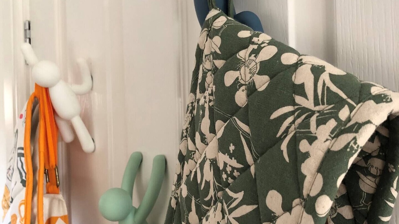 Photo of Others in Black Bourton