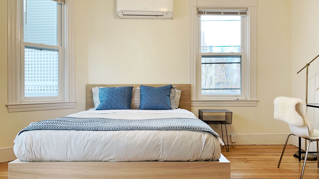 Photo of Bedroom in Mid-Cambridge