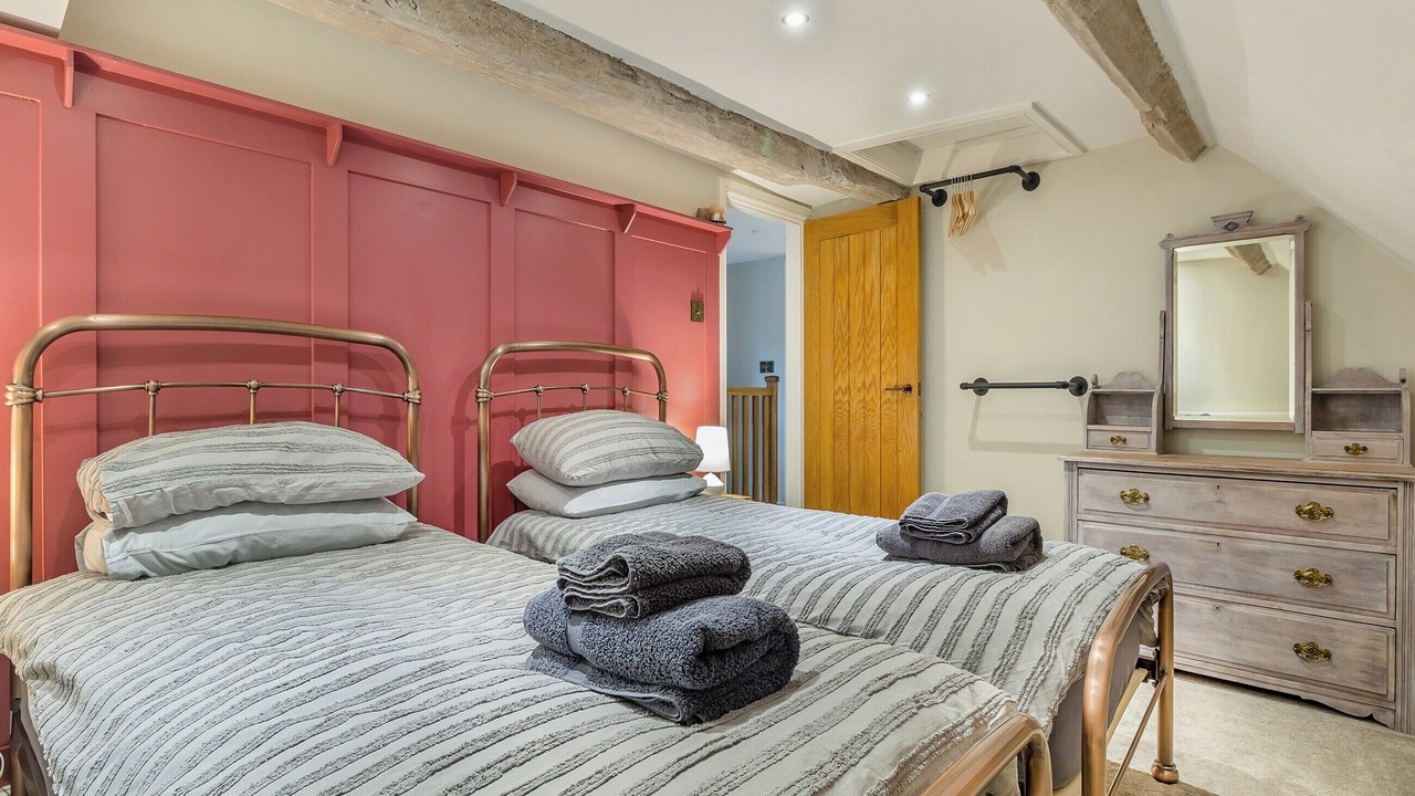 Photo of Others in Ault Hucknall