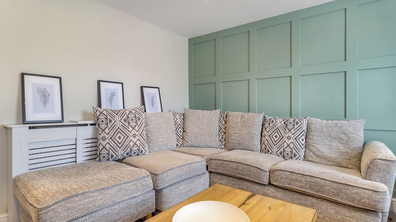 Photo of Others in Ault Hucknall