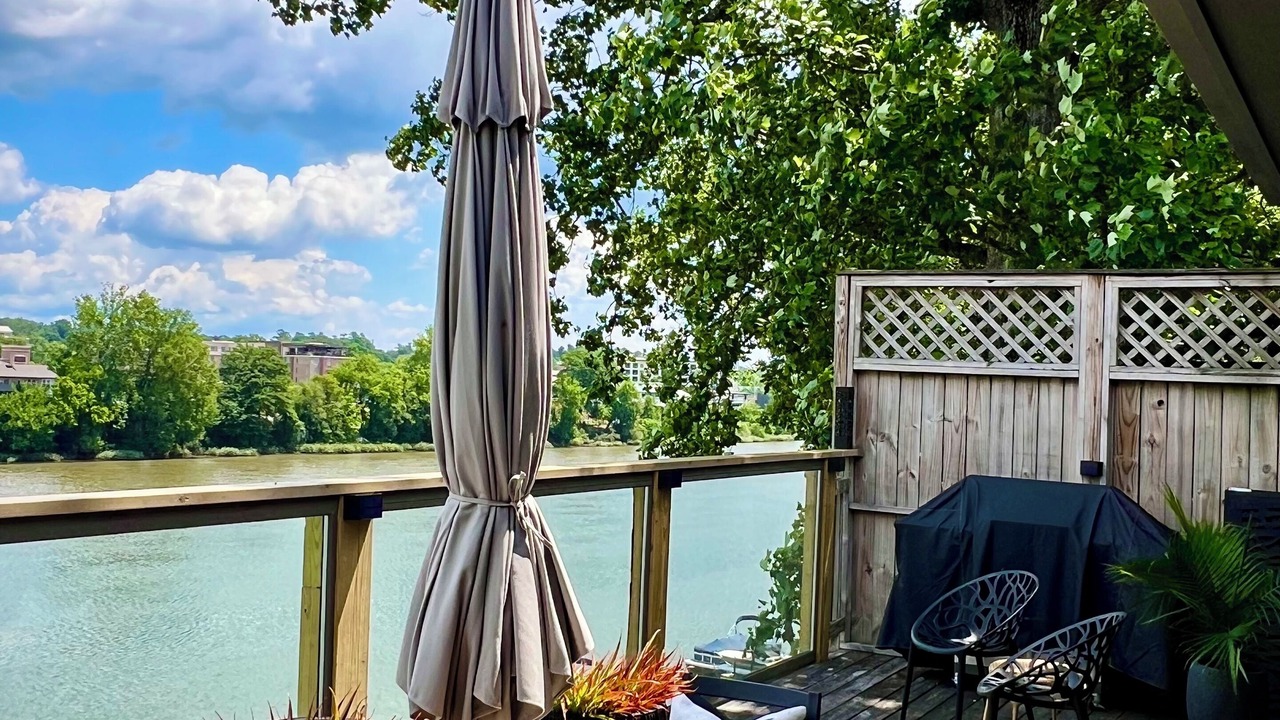 Photo of Outdoor in West End