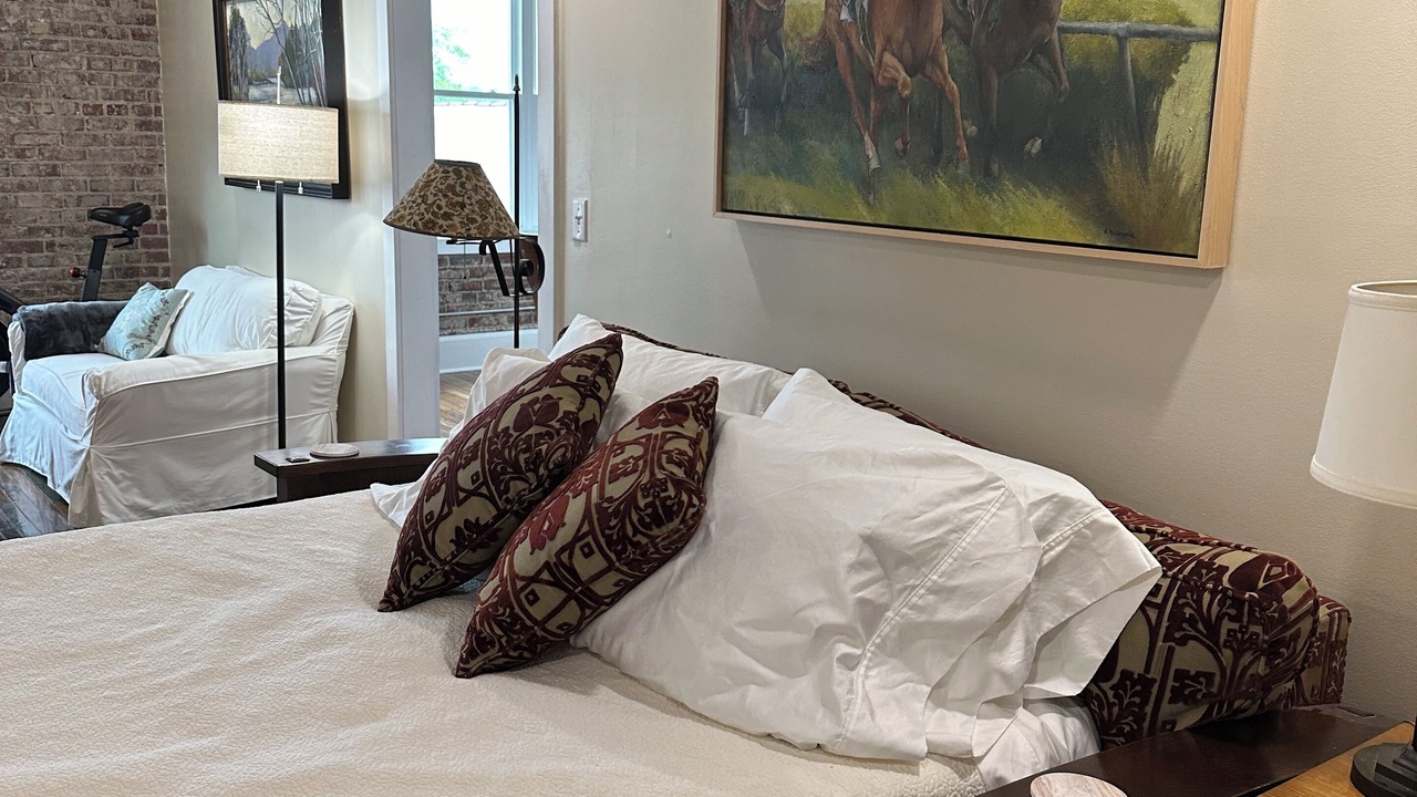 Photo of Bedroom in Hickman