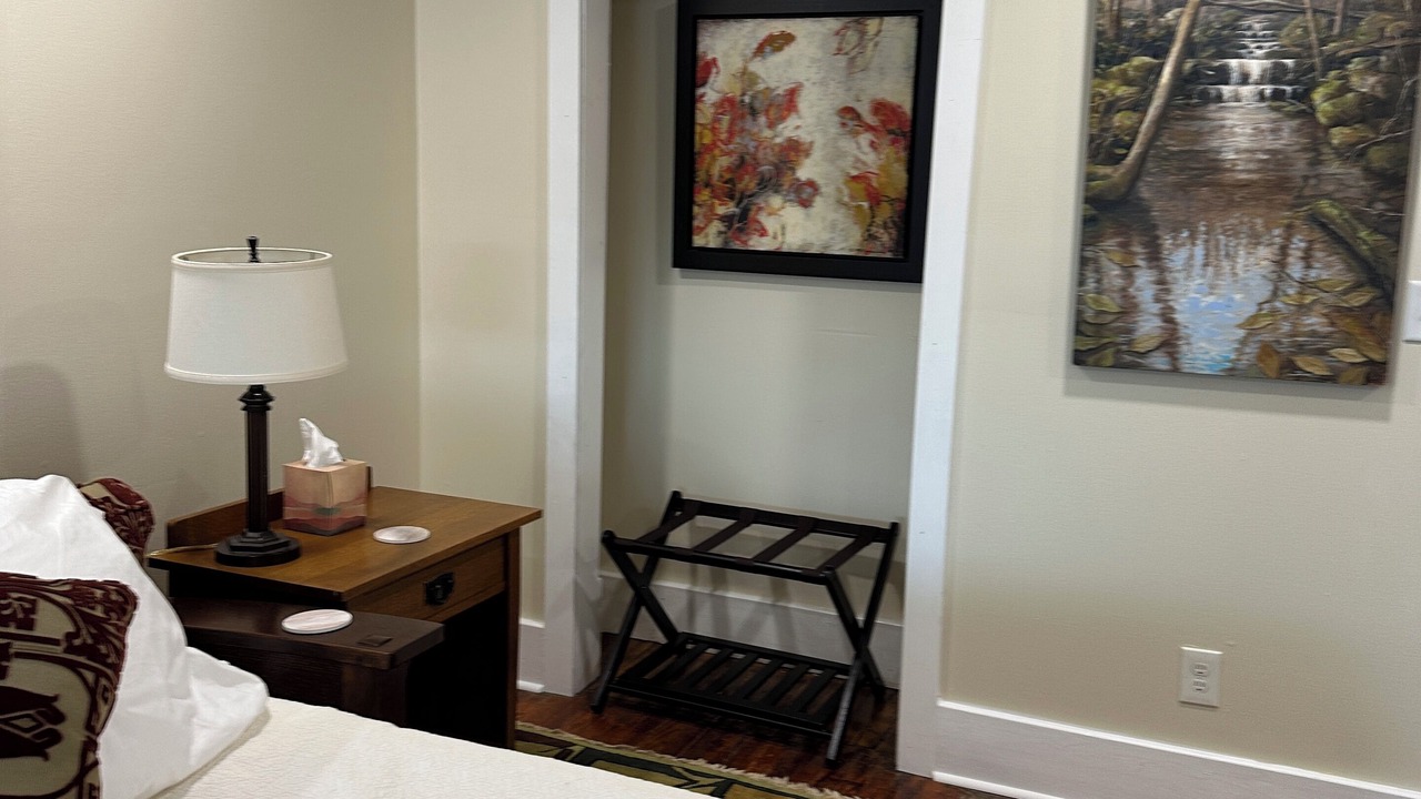 Photo of Bedroom in Hickman